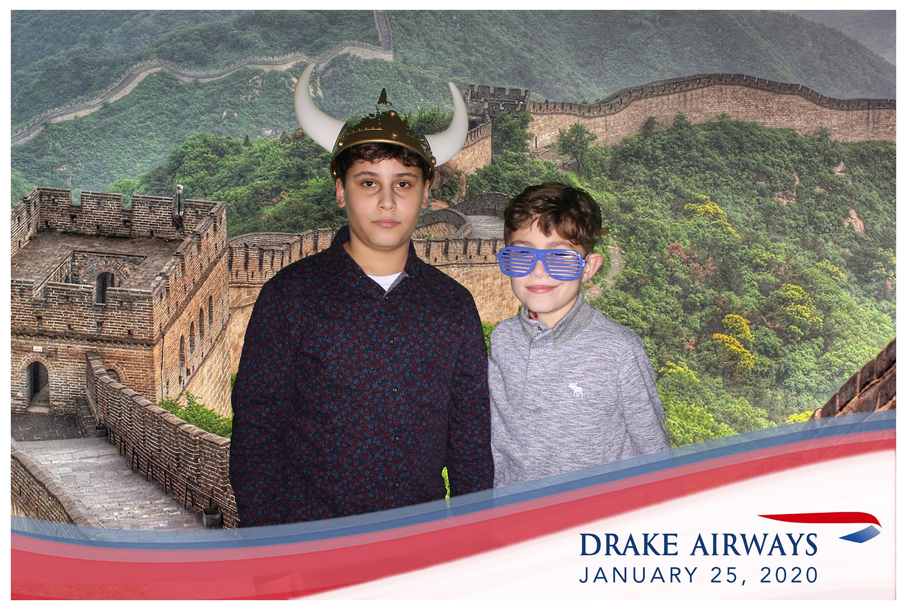 Drake Airways | View more photos from the event at gallery.photoboothcincy.com/u/PhotoBoothCincy/Drake-Airways